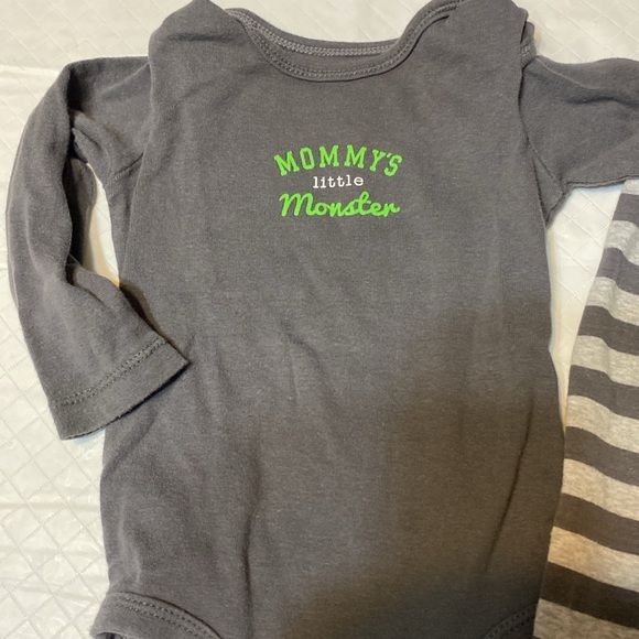 Carters infant pajamas long sleeve onesie, top and bottom mommy’s little monster - Picture 3 of 6